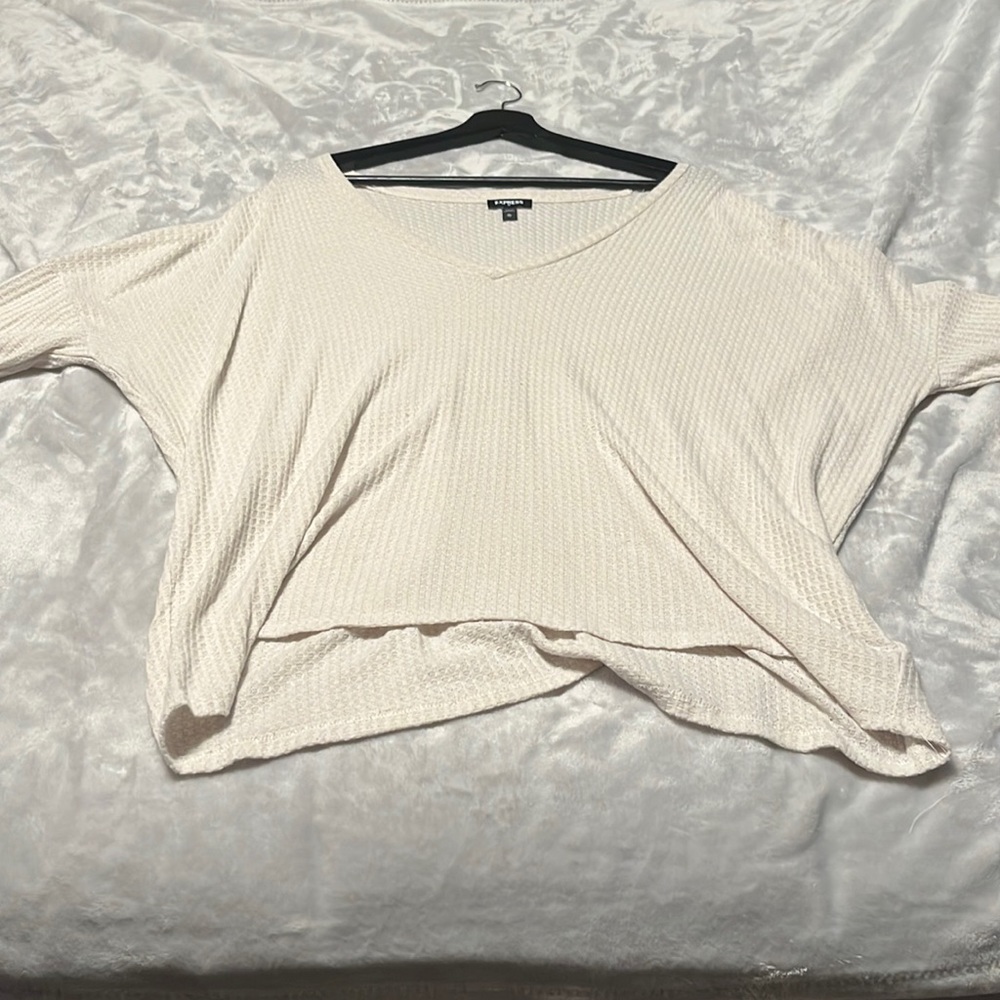 Express Flowy XL 3/4 light sweater